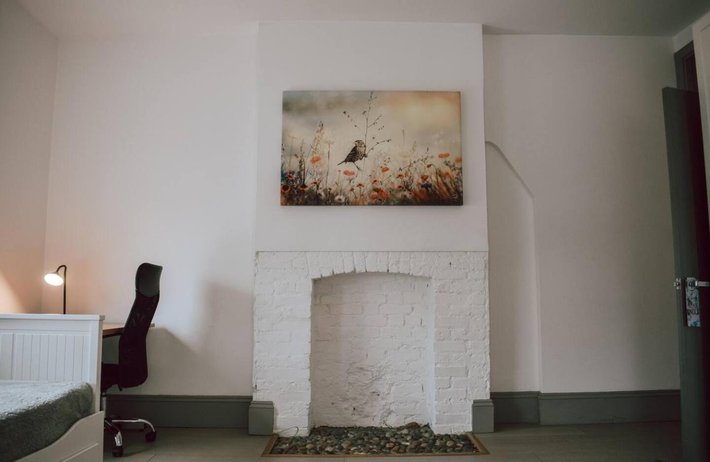 The Twickenham Apartment Near Strawberry Hill Екстериор снимка
