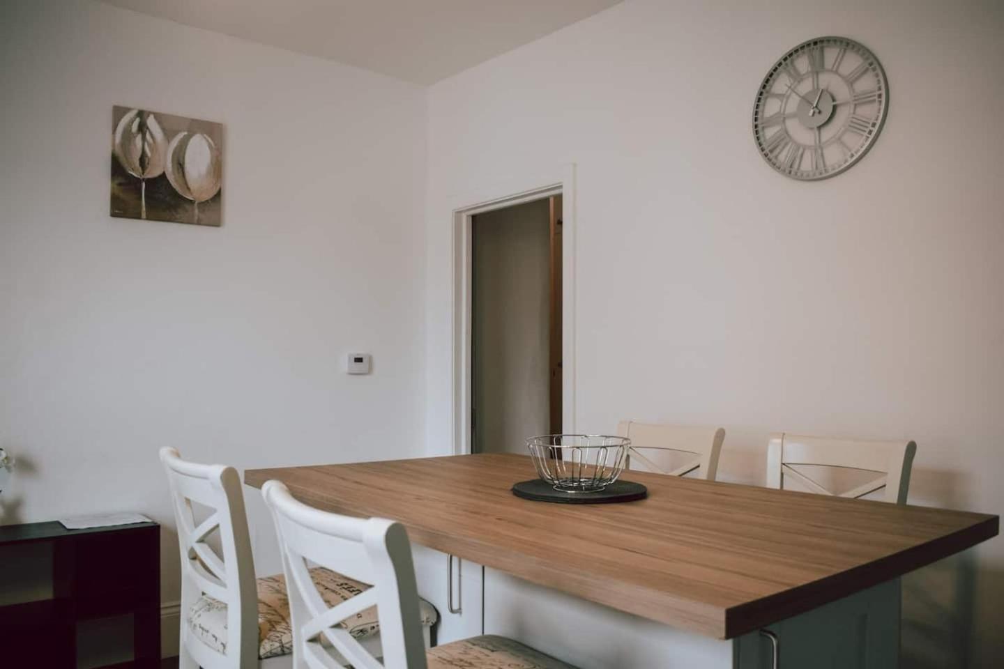 The Twickenham Apartment Near Strawberry Hill Екстериор снимка